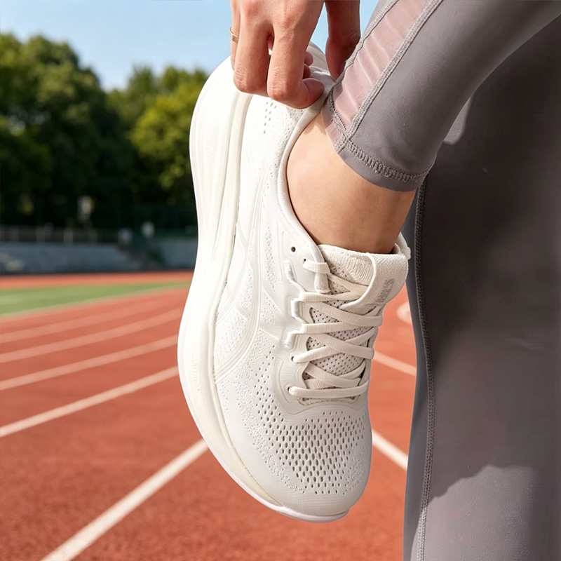Scarpe da corsa Asics da donna - Table Tennis Shoes Asics recensione e prezzo